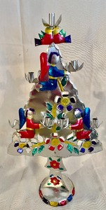 lot 399 image: Mexican Tin Folk Art