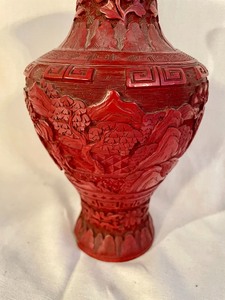 lot 182 image: Cinnabar Vase