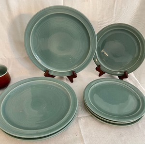 lot 117 image: Pottery DishesDining Service for Four