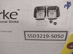lot 145 image: Starke Sink, SSD3219-5050...