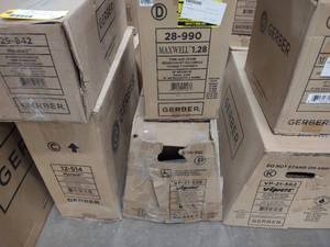lot 257 image: Gerber VP-21-562 Toilet & Gerber 28...