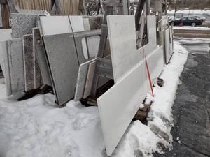 lot 90 image: Assorted Slab Remnants on A-Frame S...