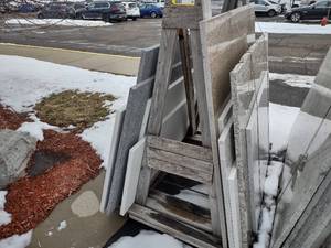 lot 96 image: Assorted Slab Remnants on A-Frame S...