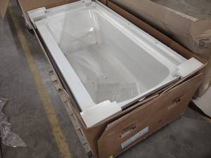 lot 284 image: Sterling Bathtub, 71171122-0...