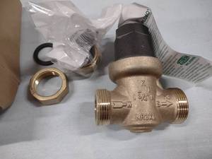 lot 451 image: Zurn 34 Water Pressure Reducing V...