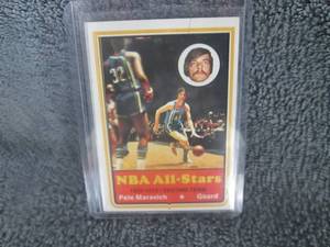 lot 12 image: 1973-74 Topps Maravich All-Star Car...