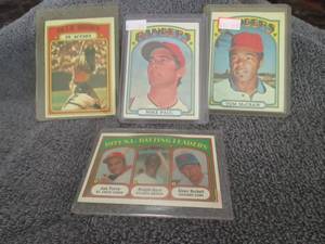 lot 19 image: 1972 Topps Baseball Cards...