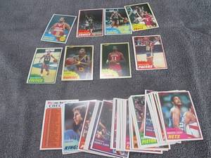 lot 51 image: 1981-82 Topps Basketball Cards...