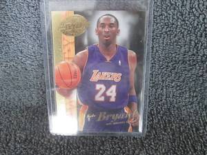 lot 68 image: Kobe Bryant Cards...
