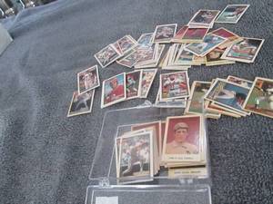lot 70 image: 1991-92 Cracker Jack Cards...