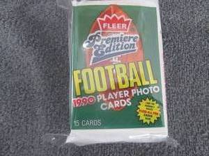 lot 77 image: 1990 Fleer Football Packs...