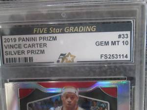 lot 83 image: 2019 Prizm Vince Carter Grading 10...