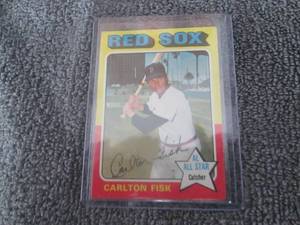 lot 126 image: 1975 Carlton Fisk Card...