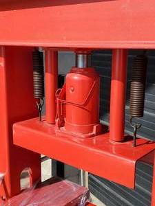 lot 2 image: Like New 20 Ton Hydraulic Shop Press