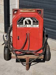 lot 129 image: Lincoln Ark Welder Model AC-225-5