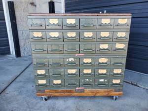 lot 40 image: Rolling Cabinet with (36) Metal Drawers