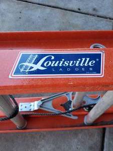 lot 38 image: 40 Ft Fiberglass Extention Ladder by Louisville Ladder