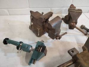 lot 199 image: (4) Work Bench Vices