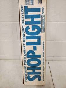 lot 224 image: New in Box 48 Long Shop  Workbench Light