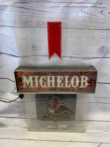 lot 16 image: Michelob Vintage Sign Approximately 18 Tall