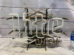 lot 58 image: LiteOnTap Neon Light 13 Tall (no ship not lighting)