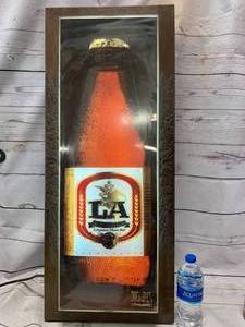 lot 95 image: Vintage LA Beer Lighted Sign (approx 14 x 34)