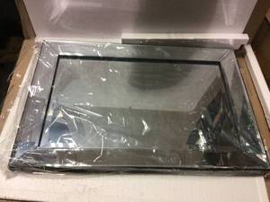 Medium Rectangle Silver Beveled Glass Contemporary Mirror (24 in. H x 16 in. W) inj good condition