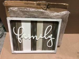 Rustic family Wood Decorative Sign Wall Decor in good condition