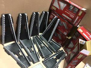 16-Piece Wrench Rack (2-Pack) by Husky Customer Returns Open Box See Pictures
