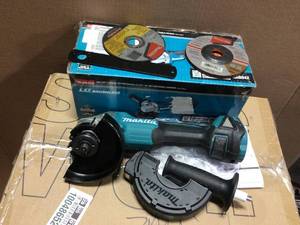 18-Volt LXT Lithium-Ion Brushless Cordless 4-12 in.5 in. Cut-OffAngle Grinder (Tool-Only) by Makita Customer Returns Open Box See Pictures