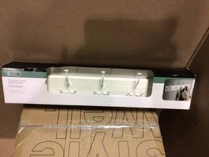 27 in. White Tri-Hook Rack by Liberty&nbsp&nbspCustomer Returns Open Box See Pictures