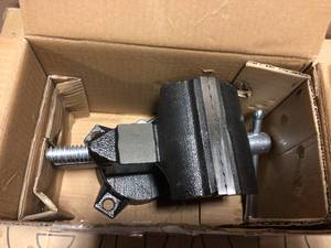 4-12 in. Light Duty Bench Vise with Swivel Base by BESSEY&nbsp&nbspCustomer Returns Open Box See Pictures
