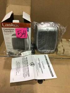 Compact 9.2 in. 1500-Watt Electric Ceramic Space Heater with Automatic Overheat Protection by Lasko&nbsp&nbspCustomer Returns Open Box See pictures