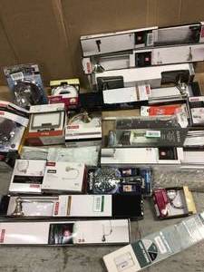 MIX LOT OF DELTA HANDTOWEL BAR AND MISC.&nbsp&nbspCustomer Returns Open Box See pictures