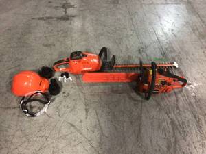 Lot of assorted ECHO Outdoor tools and accesories one battery included in good condition