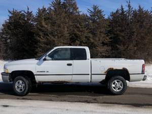 lot 1 image: 1997 Dodge Ram 1500 - 97,994 miles - 4x4