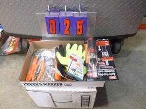 lot 25 image: Flat of new tools & gloves. As shown.