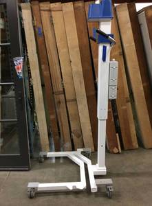 lot 5 image: MSRP $3500 PENNER BATTERY POWERED BATHING SPA POOL PATIENT TRANSFER LIFT 400LB CAPACITY - GREAT WORKING CONDITION - COMES WITH BATTERY, CHARGING PACK & AC ADAPTER PLUGS INTO A REGULAR LIGHT SOCKET - SEE YOUTUBE FOR MORE ABOUT THIS LIFT