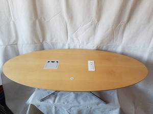 lot 3 image: Large Mid Century Style Coffee Table
