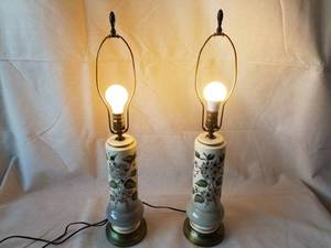lot 8 image: Pair of Vintage Hand Painted Ceramic Lamps
