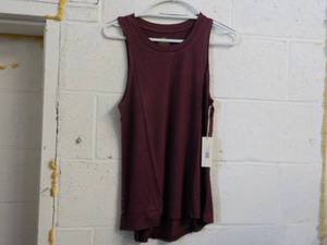 Lot of 6 size S  C & C Tank Tops N...