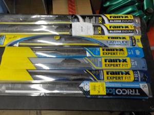 Lot of Windshield Wipers various L...