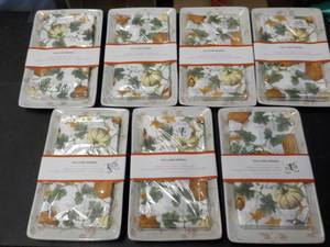 Lot of 7 Williams Sonoma Ceramic Tr...