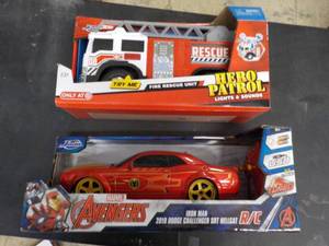 Avengers Remote Car and Heros Patr...