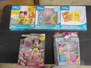 Disney, Minnie and Shopkins...