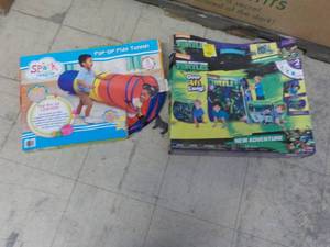Pop Up Play Tunnel and Turtles Tunn...