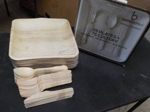 Bamboo Set- Plates and Silverware...