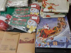 Xmas Lot, Pillowcases, Gift Boxes, ...