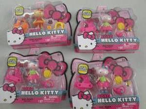 lot 35 image: 4 new hello kittys mini dolls ...