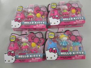 lot 42 image: 4 new hello kittys mini dolls ...